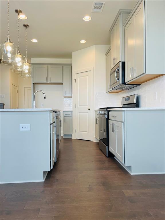 72 Garrison Dr, Winder, GA 30680