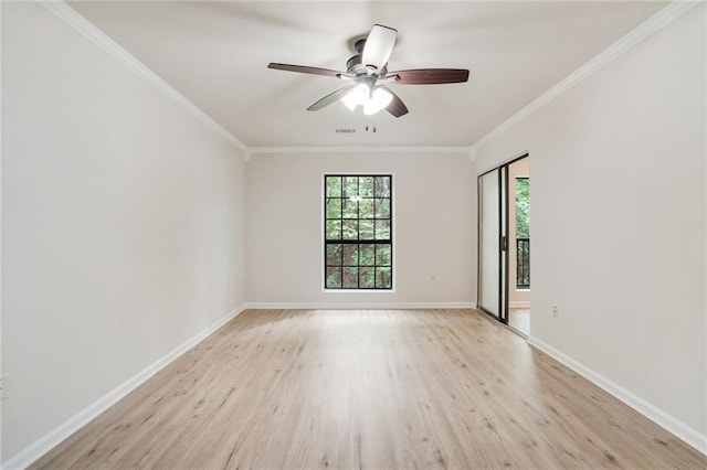 empty room with ornamental molding, light wood-type flooring, and ceiling fan