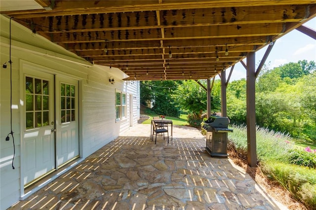 130 Hamilton Way, Roswell, GA 30075 - view of patio featuring area for grilling
