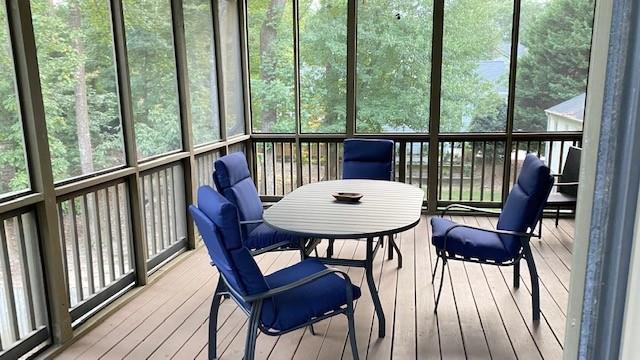 view of sunroom / solarium
