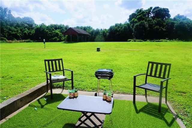 7104 Georges Way, Morrow, GA 30260 - view of community with a yard