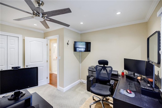 home office featuring light carpet, baseboards, a ceiling fan, crown molding, and recessed lighting