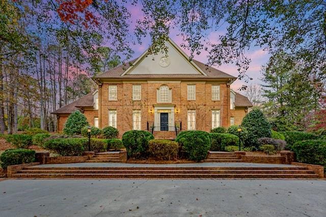 view of colonial inspired home