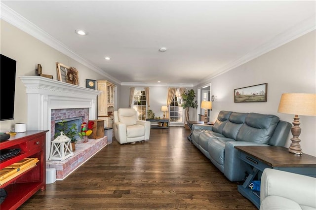 living room with crown molding and dark hardwood / wood-style floors