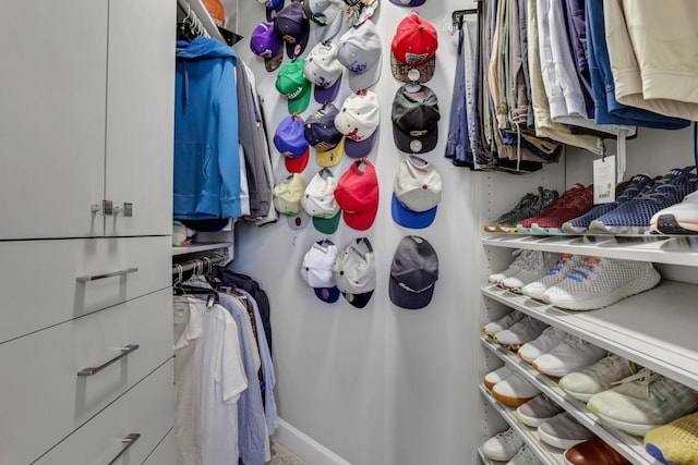 325 E Paces Ferry Rd NE Unit 1910, Atlanta, GA 30305 - view of walk in closet
