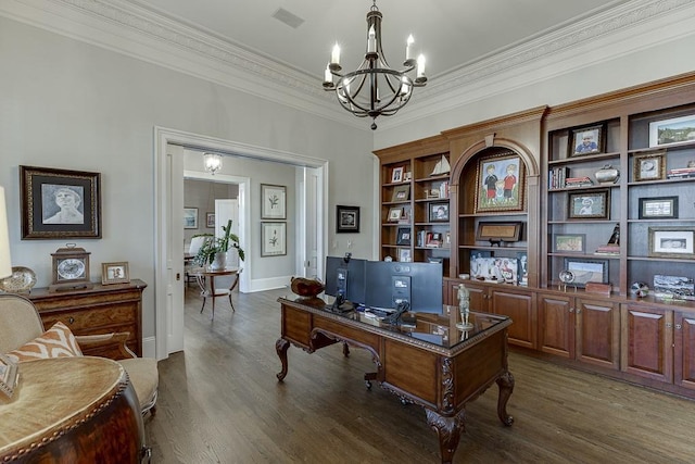 office space featuring visible vents, ornamental molding, wood finished floors, a chandelier, and baseboards