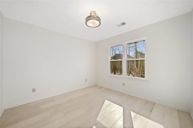 empty room featuring light hardwood / wood-style flooring