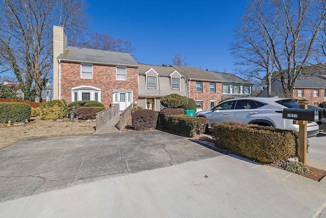 view of front of property