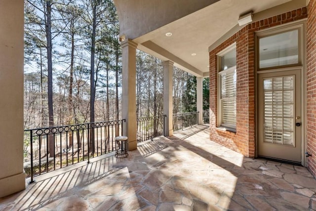 2250 Blackheath Trce, Alpharetta, GA 30005 - view of patio / terrace