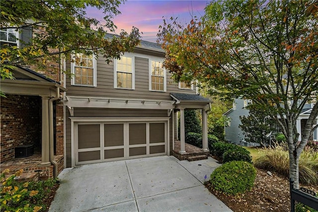 view of front facade featuring a garage