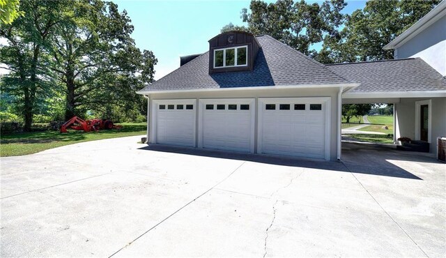 back of property with a patio area, ceiling fan, and a yard