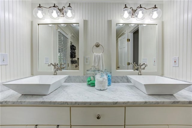 bathroom with vanity