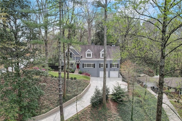 view of front of house with a garage