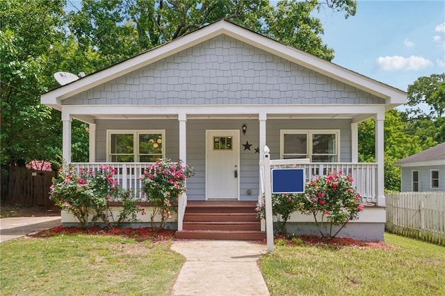 789 Third St, Stone Mountain, GA 30083 - bungalow featuring a porch