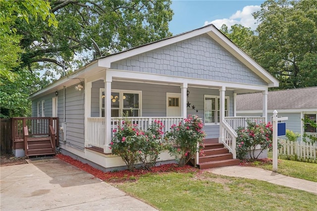789 Third St, Stone Mountain, GA 30083 - bungalow-style house with covered porch