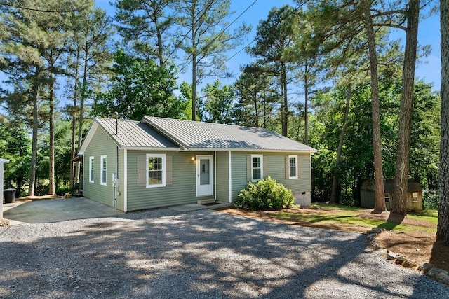 225 Hardin Rd SW, Plainville, GA 30733 - single story home featuring gravel driveway, crawl space, metal roof, a standing seam roof, and entry steps