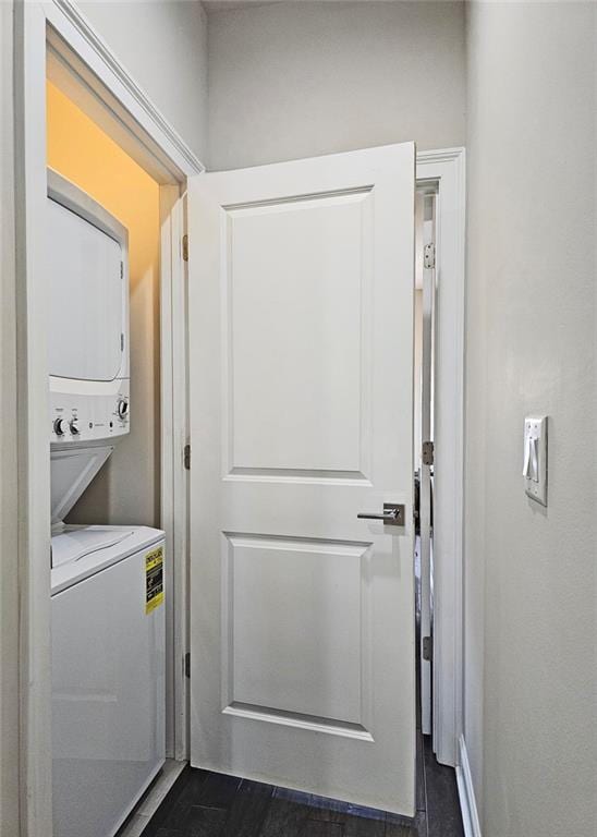 4107 Township Pkwy Unit 69, Sandy Springs, GA 30342 - laundry area with stacked washer / dryer