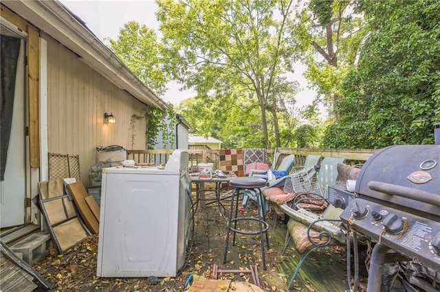 1454 Beecher St SW, Atlanta, GA 30310 - view of patio featuring area for grilling and washer / dryer