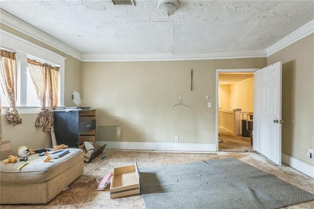 1454 Beecher St SW, Atlanta, GA 30310 - living area with ornamental molding