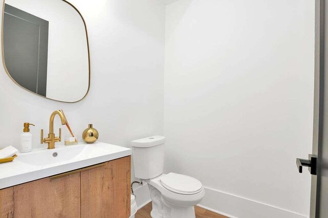 1598 Athens Ave, Atlanta, GA 30310 - half bath featuring toilet and vanity