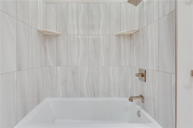 bathroom featuring shower / bathing tub combination