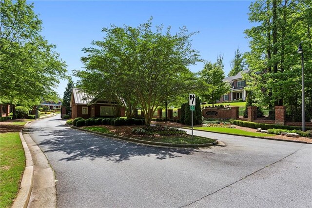 1393 Kings Park Dr NW, Kennesaw, GA 30152 - view of front of house