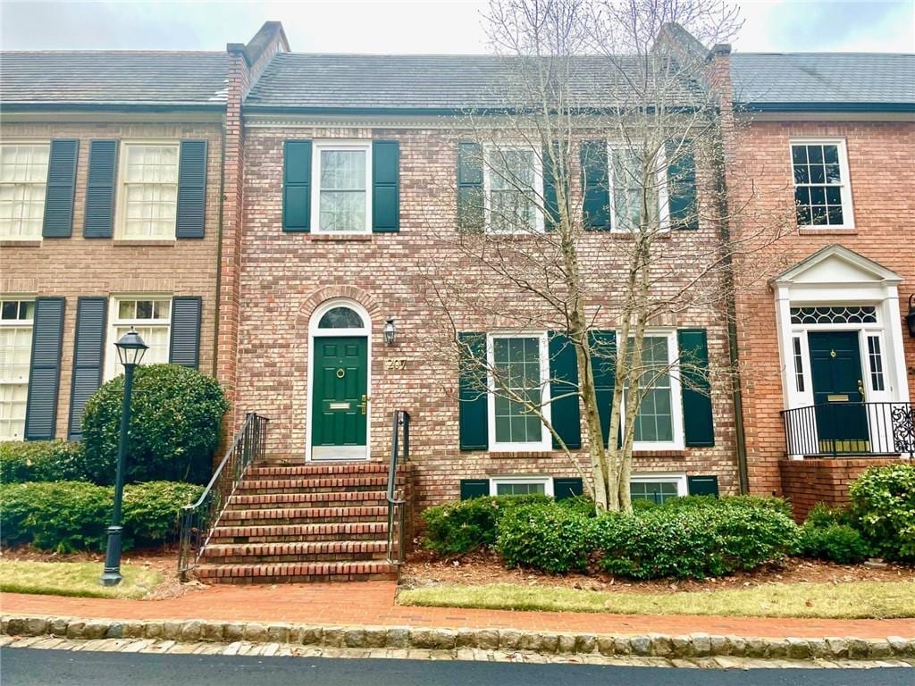 view of townhome / multi-family property