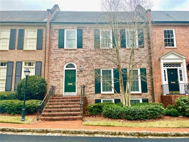 view of townhome / multi-family property