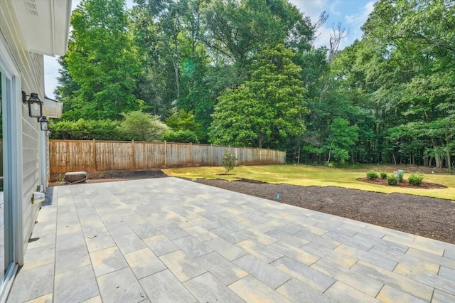1950 Stethem Fry, Alpharetta, GA 30022 - fenced backyard with a patio