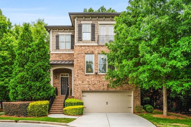 938 Canterbury Ln, Atlanta GA, 30324, 4 bedrooms, 3.5 baths house for sale