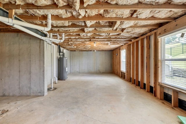 1530 Avalon Creek Rd, Sugar Hill, GA 30518 - basement with water heater