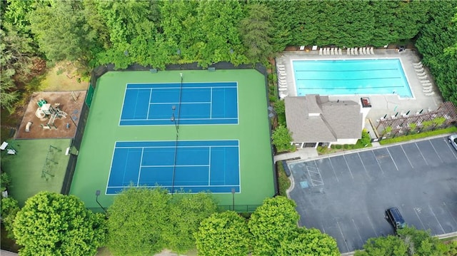 4679 Glenshire Pl, Dunwoody, GA 30338 - bird's eye view of a pool