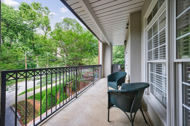 50 Biscayne Dr Unit 2106, Atlanta, GA 30309 - balcony with view of wooded area