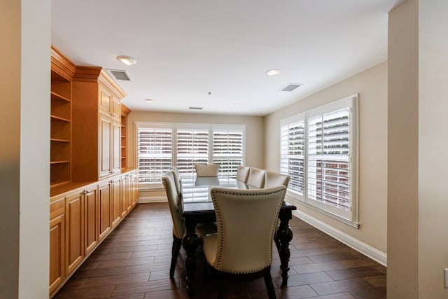50 Biscayne Dr Unit 2106, Atlanta, GA 30309 - dining area featuring baseboards, dark wood-style floors, and recessed lighting