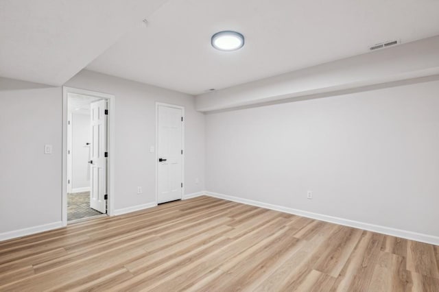 6124 Kings Mountain Ct, Stone Mountain, GA 30087 - interior space featuring baseboards, visible vents, and light wood finished floors