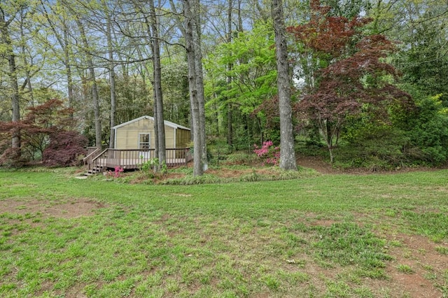 6124 Kings Mountain Ct, Stone Mountain, GA 30087 - view of yard featuring a wooden deck