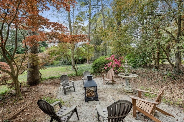 6124 Kings Mountain Ct, Stone Mountain, GA 30087 - view of patio / terrace