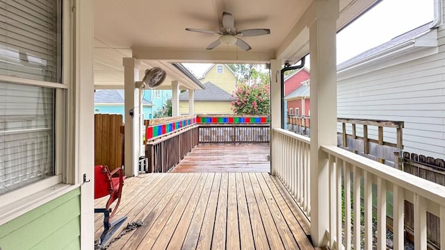 deck with ceiling fan