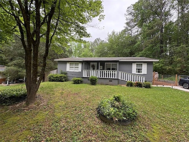 38 Daniel Cir, Franklin, GA 30217 - ranch-style home featuring a porch and crawl space