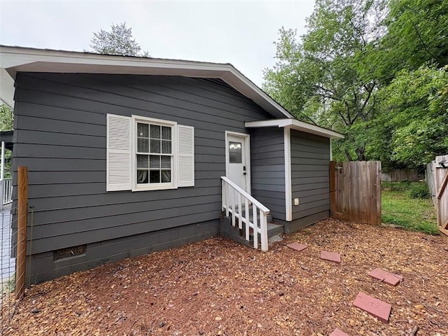 38 Daniel Cir, Franklin, GA 30217 - view of front of home with entry steps and crawl space