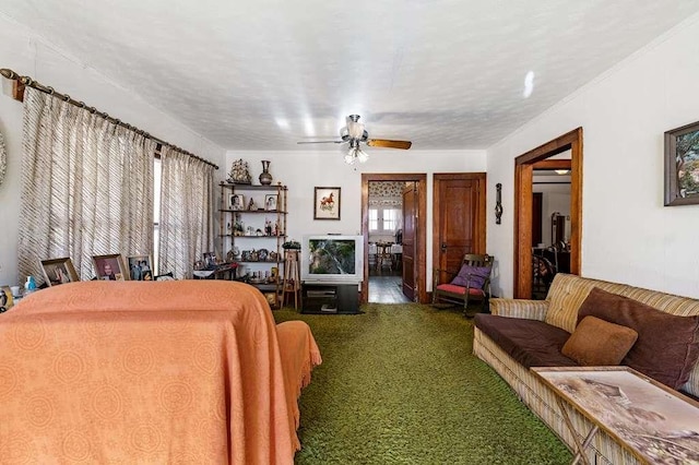 bedroom featuring carpet flooring and ceiling fan