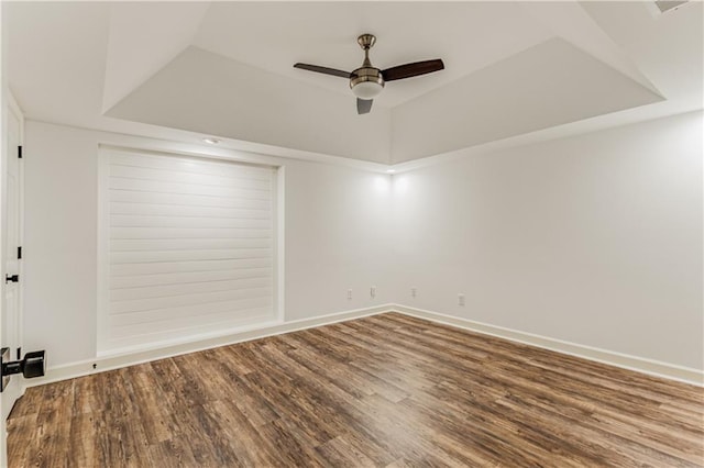 51 River Overlook Ct, Dawsonville, GA 30534 - unfurnished room featuring a ceiling fan, a tray ceiling, and wood finished floors