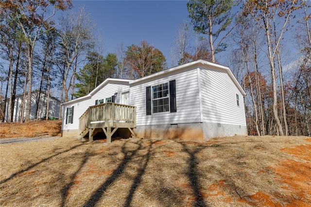 manufactured / mobile home with a deck