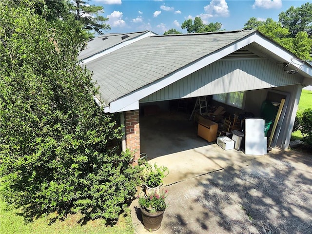 4581 Newcastle Cir, Lithonia, GA 30038 - view of garage