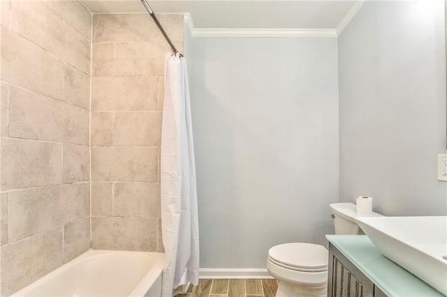 full bathroom with crown molding, shower / tub combo with curtain, vanity, and toilet