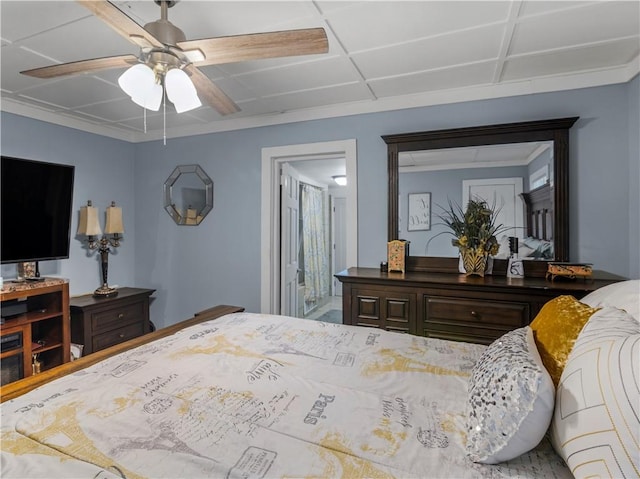 bedroom featuring ceiling fan