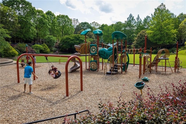 461 Bartram St SE Unit A, Atlanta, GA 30316 - communal playground featuring view of wooded area