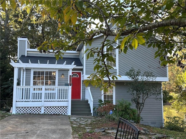 view of front of home