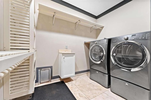 274 Ramey Rd, Westminster, SC 29693 - laundry room with independent washer and dryer and baseboards