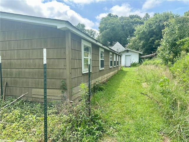 2115 Kings Rd, Dalton, GA 30720 - view of side of property